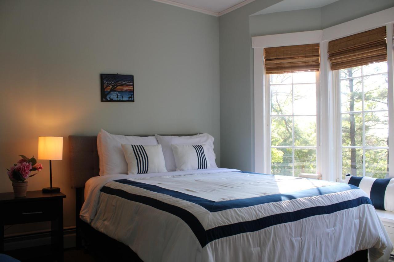 The Hillside B&B. Home W/ Breakfast Service! Wisconsin Dells Exterior photo