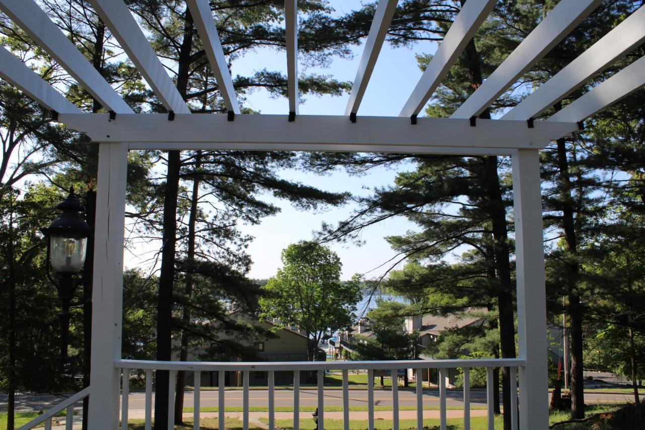 The Hillside B&B. Home W/ Breakfast Service! Wisconsin Dells Exterior photo